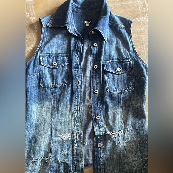 Dolce and Gabbana vest - Picture 4 of 4